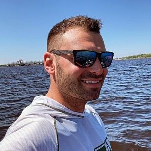 Meet your Posher, Tommy